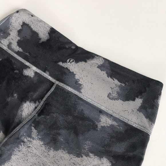 lululemon wunder unders - Picture 6 of 7